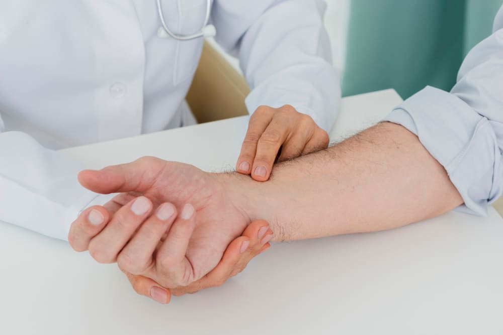 <strong><a href='consulta-para-tromboflebitis.php'><strong>Consulta para tromboflebitis</strong></a></strong>